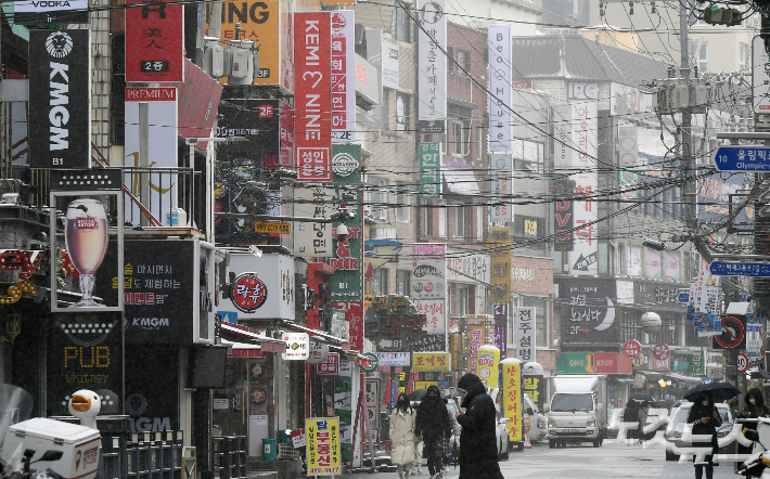 서울 시내의 한 상업지역 모습. 이한형 기자