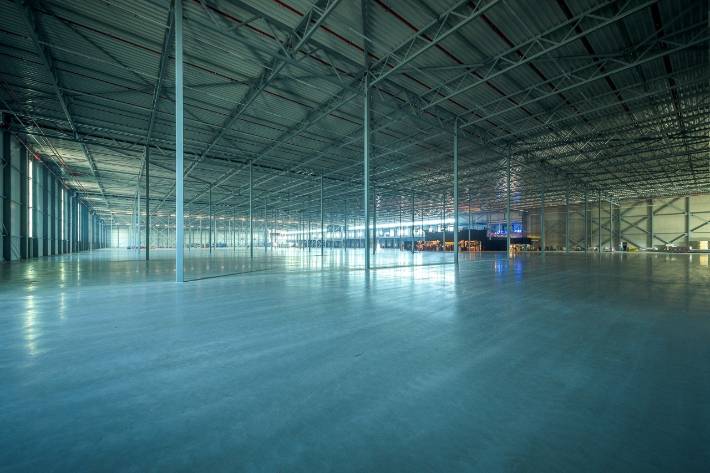 부산항만공사(BPA)가 10월 29일 개최한 네덜란드 로테르담항만 마스블락테 물류센터 개장식에 유럽에 진출한 국내 유수 물류기업들이 총출동, 뜨거운 관심을 보였다.물류센터 내부. 부산항만공사 제공