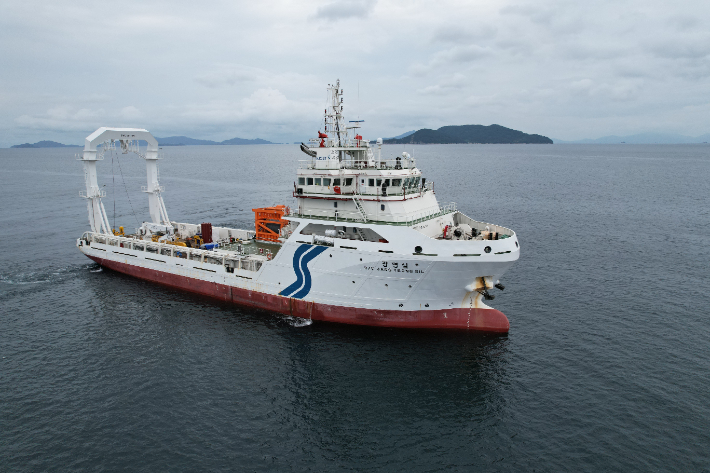 시험평가 전용선 장영실호 모습. 경북도 제공