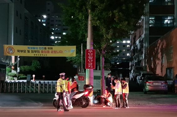 오토바이 소음 측정 현장. 김해시 제공