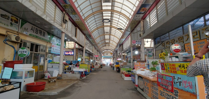 전통시장. 경남도청 제공