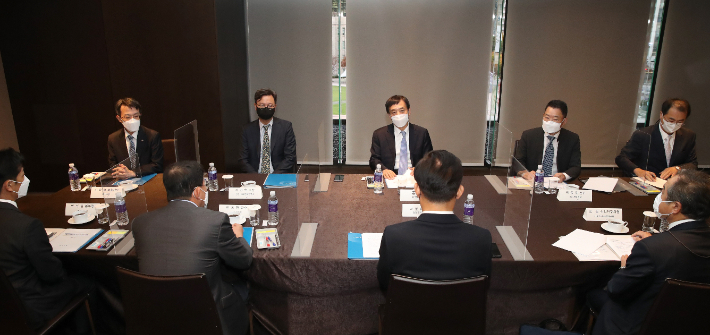 이주열 한국은행 총재가 11일 서울 플라자호텔에서 열린 경제동향 간담회에서 발언하고 있다. 한국은행 제공