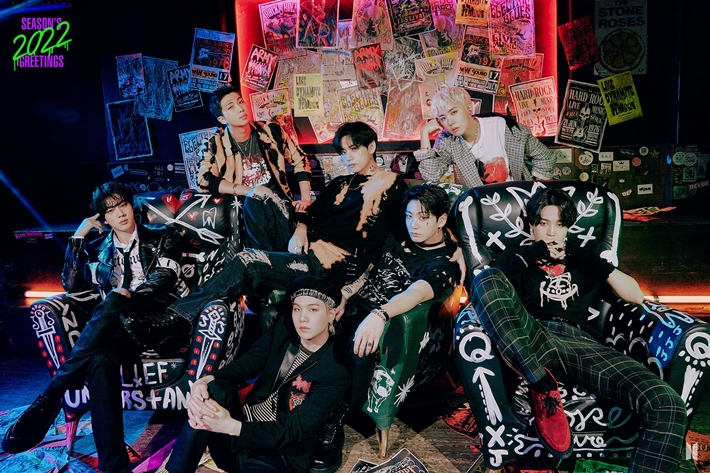 그룹 방탄소년단이 '2021 MTV EMA'에서 4관왕을 차지했다. 방탄소년단 공식 페이스북