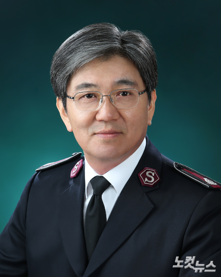 NCCK 70회기 회장에 취임한 장만희 구세군 사령관.