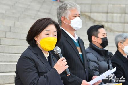 중대재해처벌법 개정 방향 기자회견, 발언하는 심상정