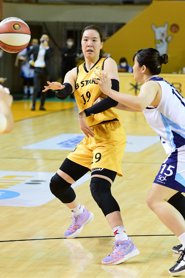 KB스타즈 박지수. WKBL 제공