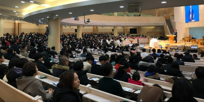 신나는교회 동탄채플 예배모습