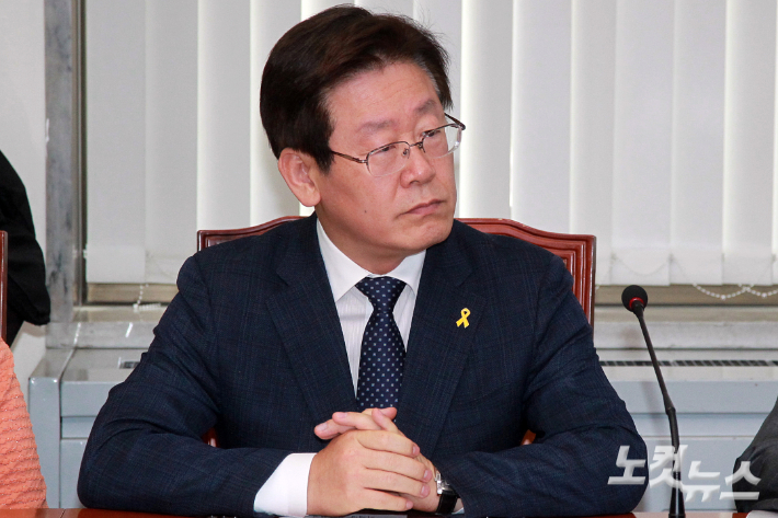 성남시장 시절 이재명 대선 후보. 윤창원 기자