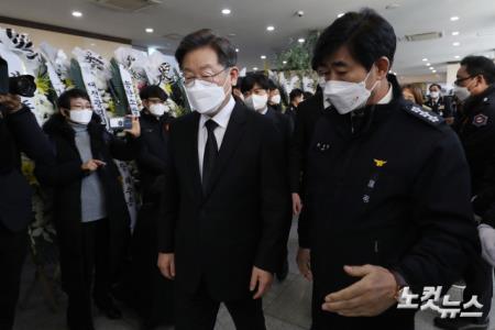 이재명, 평택 냉동창고 화재 순직 소방관 조문