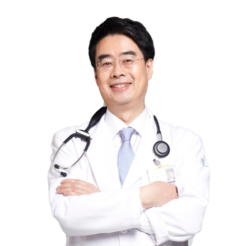 부산 서면에서 정근안과병원을 운영해온 정근 원장이 부산지역 중견건설사인 세정건설을 인수하고, 건설업에 뛰어들었다사진은 정근 원장.정근안과병원 제공.
