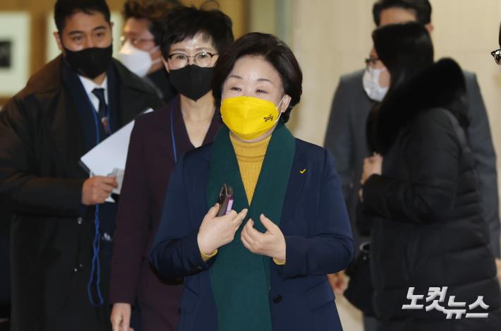 한국행정학회 주최 대선후보 토론회 참석하는 심상정