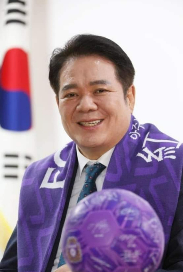 FC안양의 구단주인 최대호 안양시장. 안양시청 제공