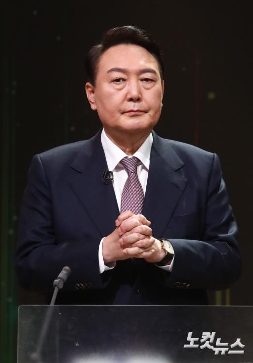 TV토론 앞둔 윤석열