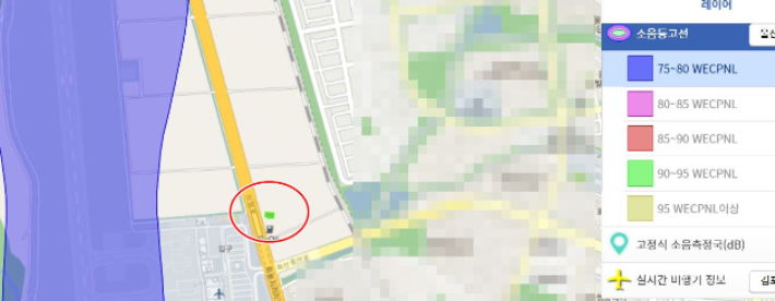 국토교통부 부산항공청과 한국공항공사가 울산공항 소음지도상 소음대책지역 외 구역에 있는 북구청 문화원에 2년 간 소음사업비를 잘못 지급했다는 의혹이 제기됐다. 빨간색 원은 울산 북구청 문화원. 가장 왼쪽 파란색 부분은 75~80웨클에 해당하는 소음등고선 일부다. 한국공항공사 소음지도 캡처