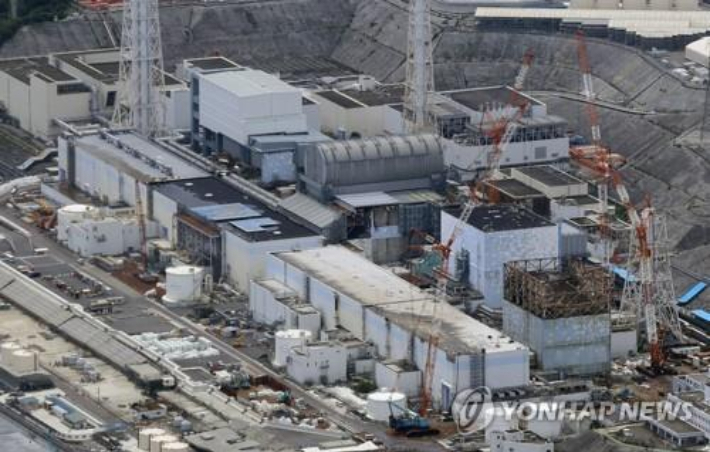 폭발사고 이후 폐로 작업 진행 중인 일본 후쿠시마 제1원전 1~4호기. 연합뉴스