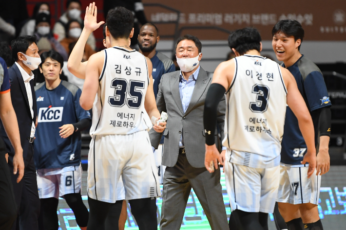 전주 KCC 전창진 감독. KBL 제공