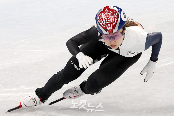 10일 베이징동계올림픽 여자 쇼트트랙 1000m에서 우승에 도전하는 최민정. 베이징(중국)=박종민 기자