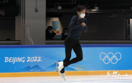 훈련하는 피겨 유영