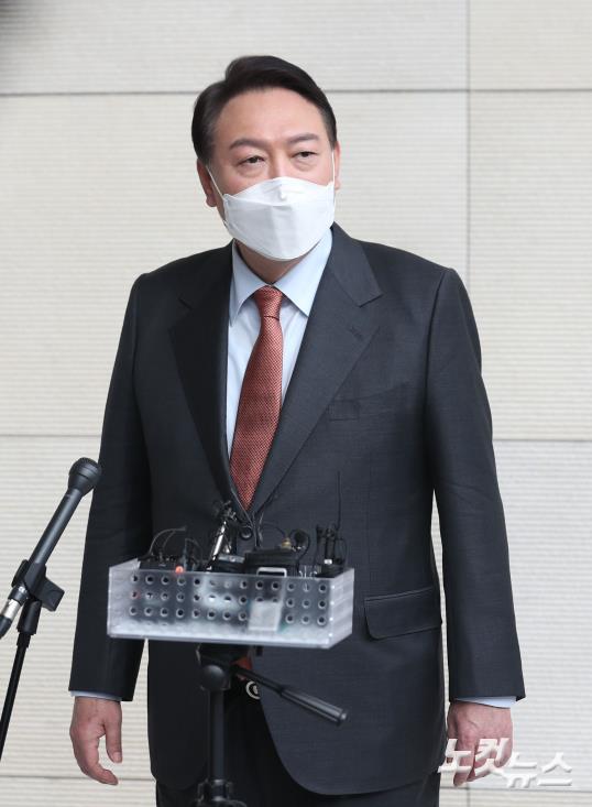 이크 펜스 미국 전 부통령 면담 마친 윤석열 국민의힘 대선후보