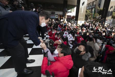 청주 유세 나서는 윤석열 후보