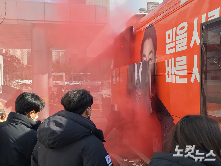 지난 16일 진행된 현장 감식. 인상준 기자