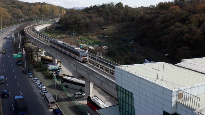 인천도시철도 2호선 서구청역~운연역 구간은 무인운행 시범사업을 추진한다. 인천교통공사 제공 