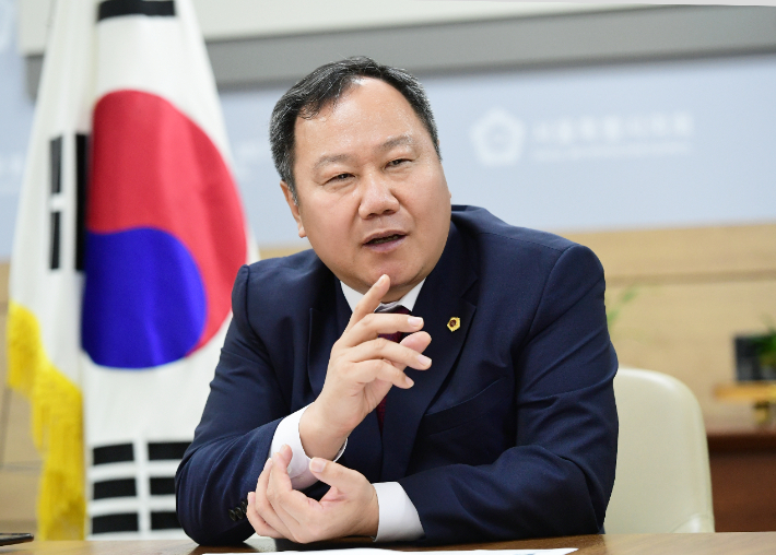 김인호 서울시의회 의장. 서울시의회 제공