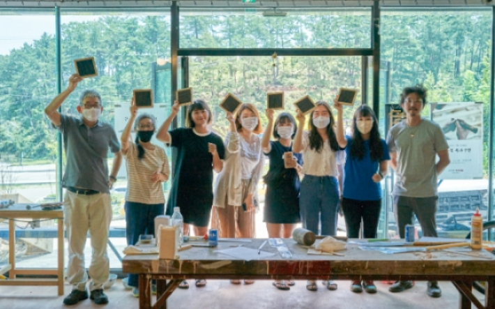 통영 한달살이 프로그램. 경남도청 제공