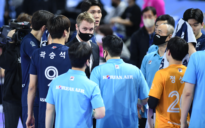 프로배구 남자부 대한항공. 한국배구연맹(KOVO)
