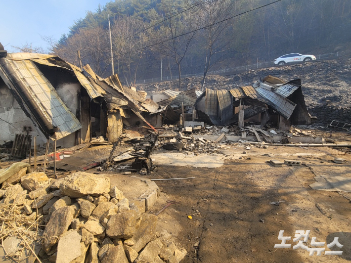 강릉 옥계면 산불 발화지점으로 추정되는 주택방화 현장. 전영래 기자