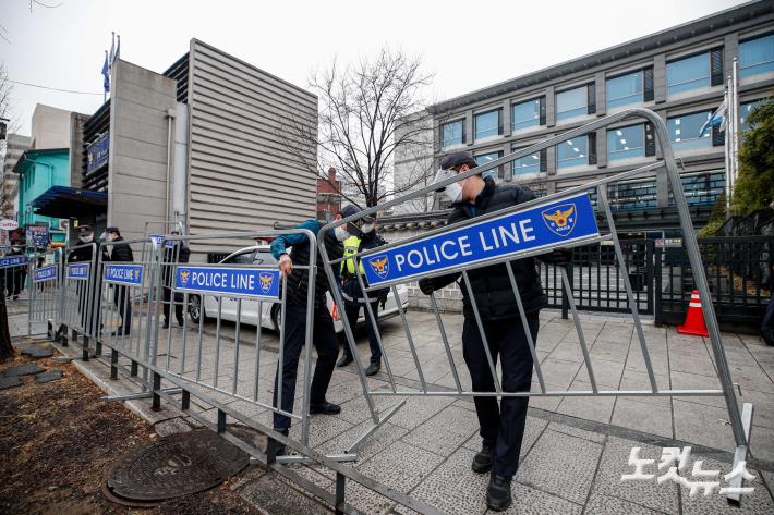 금융감독원연수원 앞 경찰통제선 설치
