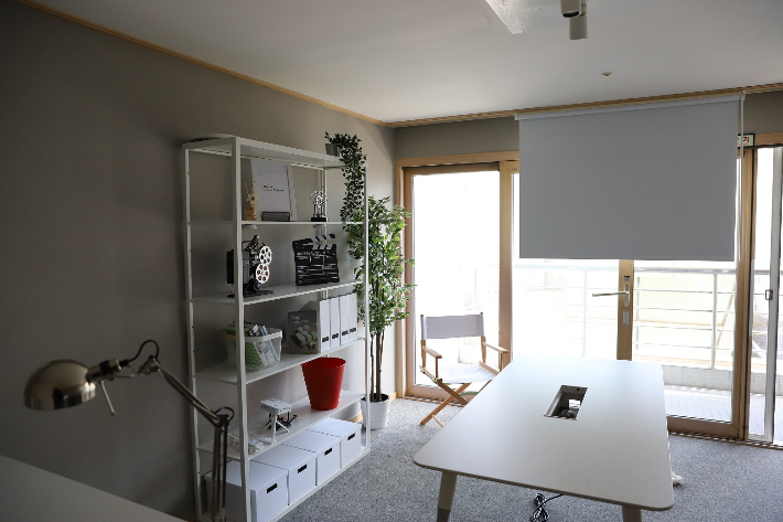 프로덕션 오피스 내부. 부산영상위원회 제공