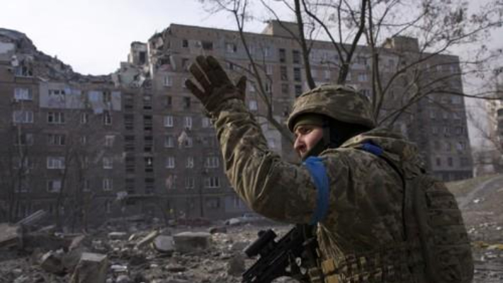 마리우폴을 방어하는 우크라이나군 병사. 연합뉴스