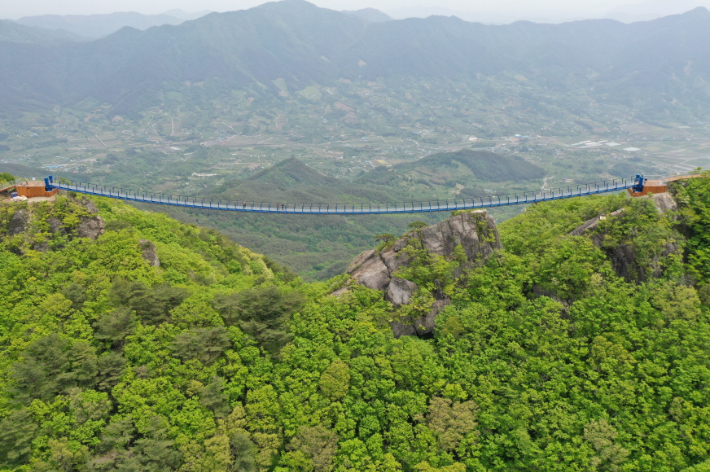 하동 지리산 성제봉 구름다리. 경남도청 제공
