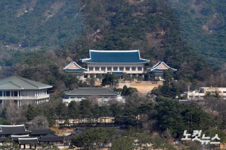 윤석열, 집무실 이전 공식화…청와대, 역사 뒤안길로