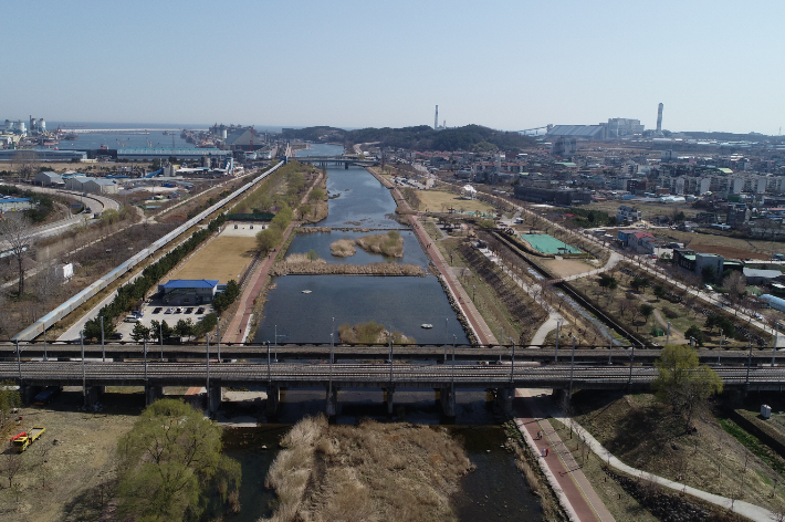 동해시 전천 폐철교 전경. 동해시 제공