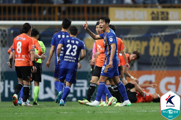 김영권. 한국프로축구연맹 제공