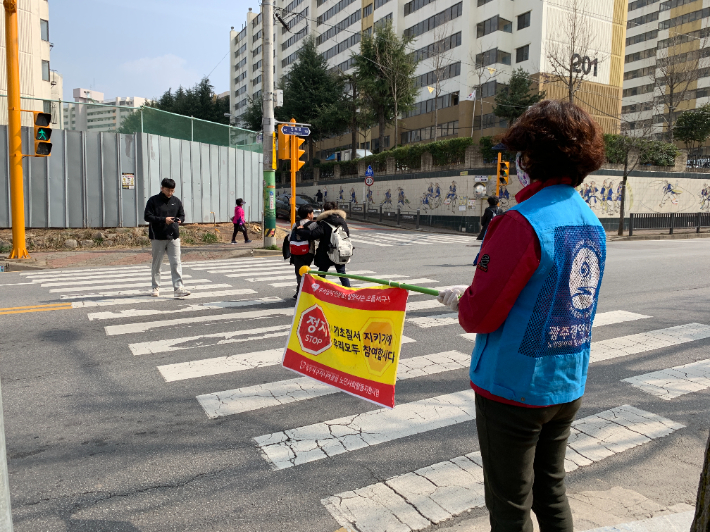 광주 서구청 노인일자리 사업. 서구청 제공