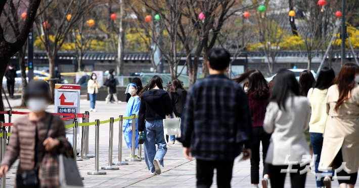 황진환 기자