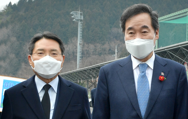 권오봉 여수시장과 이낙연 전 총리. 권오봉 여수시장 예비후보 제공