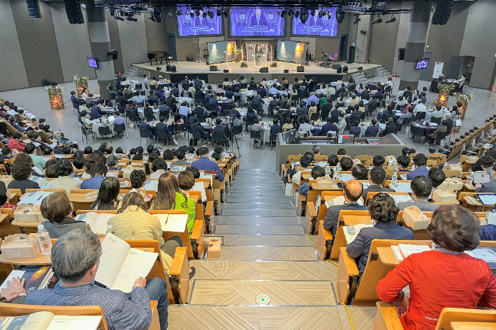 지난 22일, 수영로교회 건강한 목회로드맵이 주최한 기도 컨퍼런스에서 이규현 목사(수영로교회)가 강의를 진행하고 있다.
