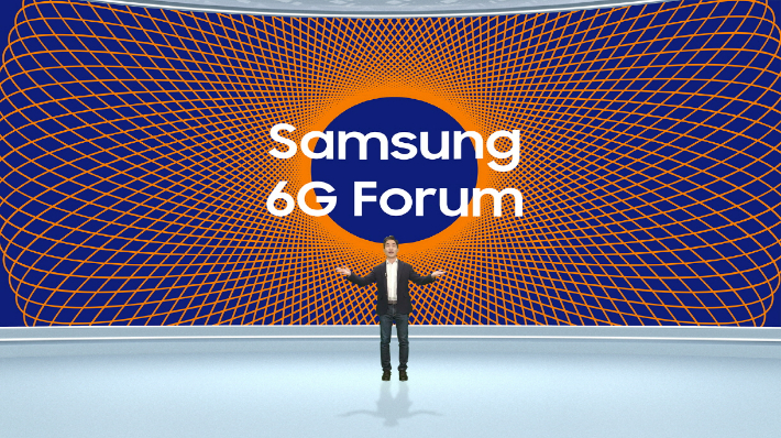 삼성전자가 13일 온라인으로 개최한 제1회 '삼성 6G 포럼(Samsung 6G Forum)'에서 삼성리서치 연구소장 승현준 사장이 인사말을 전하고 있다. 삼성전자 제공.
