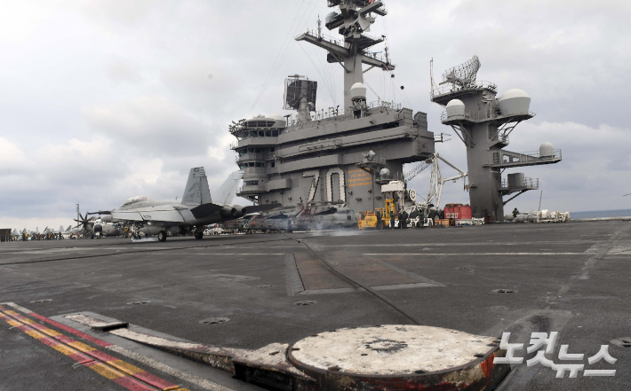2017년 3월 한미연합훈련을 위해 한반도 동남쪽 공해상에 전개한 미 해군 항공모함 USS 칼 빈슨. 사진공동취재단