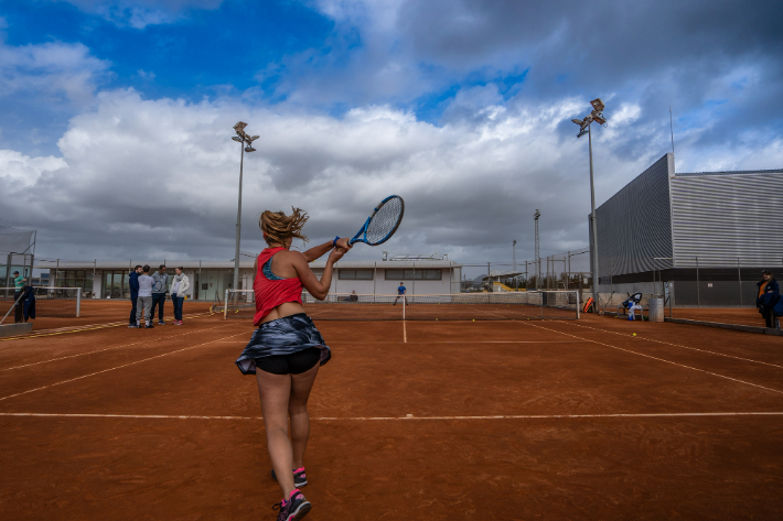 라파 나달 아카데미에서 훈련 중인 주니어 선수들. 라이언 컴퍼니