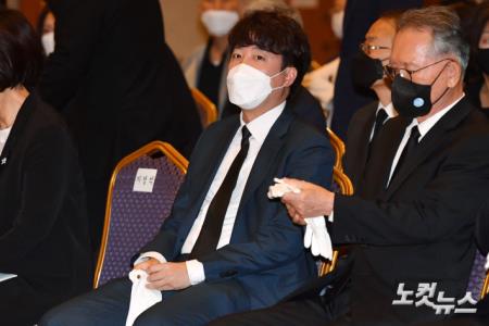 백범 김구 선생 73주기 추모식 참석한 이준석