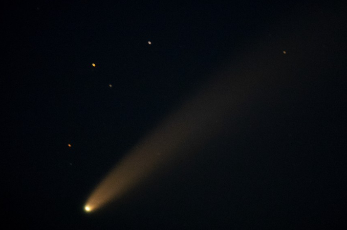 지구 주변을 지나가는 혜성. 연합뉴스