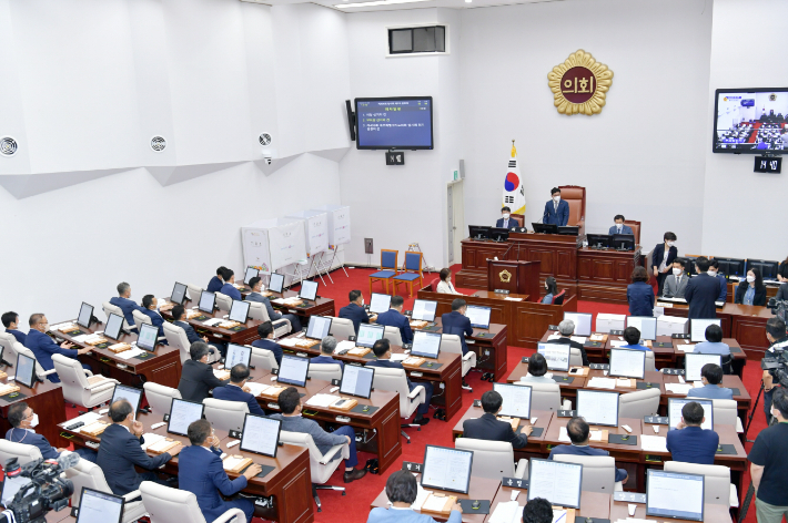 제주도의회 본회의. 제주도의회 제공