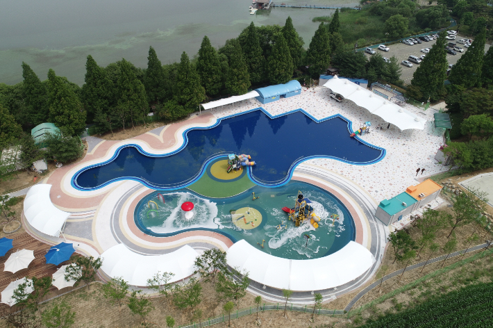 신정호수공원 물놀이장. 아산시 제공