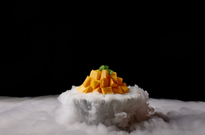 롯데호텔 서울에서 판매 중인 애플망고 빙수. 롯데호텔 서울 제공