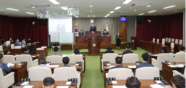 익산시의회 본회의장. 익산시의회 제공